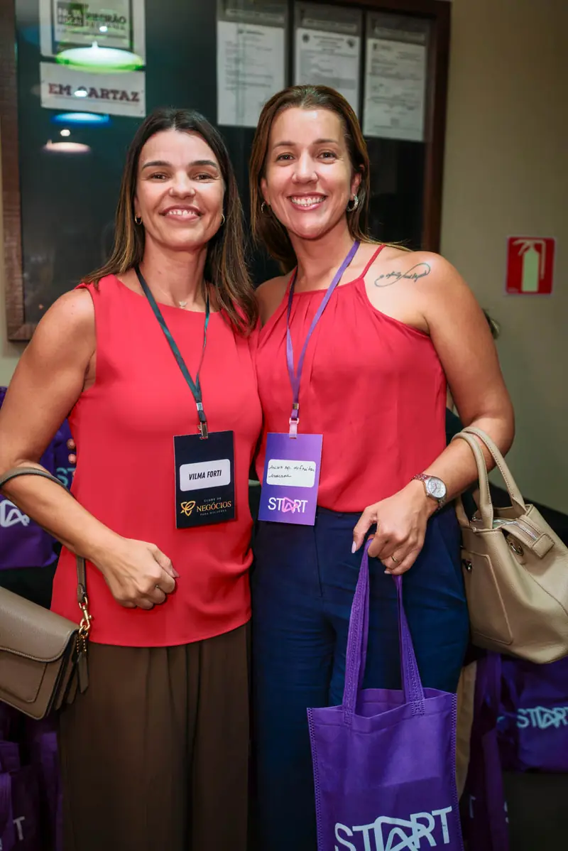 Marca Start nas mãos delas
